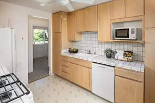 828 San Saba Ct, Sunnyvale, CA 94085 - Photo 10