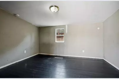 240 Berkshire Ave, Redwood City, CA 94063 - Photo 10