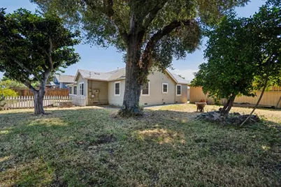 240 Berkshire Ave, Redwood City, CA 94063 - Photo 4