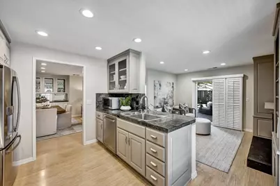 15 Los Altos Sq 15, Los Altos, CA 94022 - Photo 6