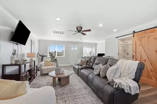 10740 New Ave, Gilroy, CA 95020 - Photo 28