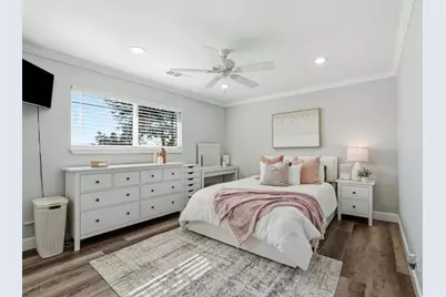 10740 New Ave, Gilroy, CA 95020 - Photo 20