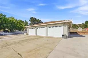 10740 New Ave, Gilroy, CA 95020 - Photo 38