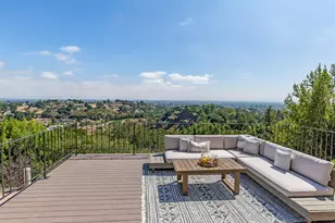10955 Stonebrook Dr, Los Altos, CA 94024 - Photo 2