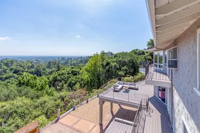 10955 Stonebrook Dr, Los Altos, CA 94024 - Photo 22