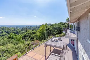 10955 Stonebrook Dr, Los Altos, CA 94024 - Photo 22