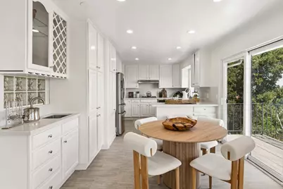 10955 Stonebrook Dr, Los Altos, CA 94024 - Photo 18