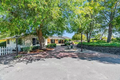 31 S Circle Dr, Santa Cruz, CA 95060 - Photo 8