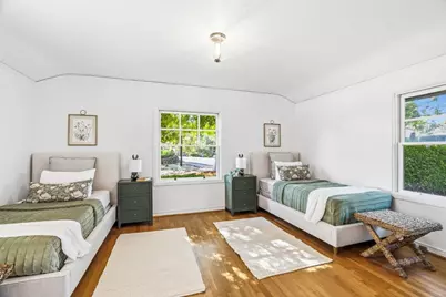 31 S Circle Dr, Santa Cruz, CA 95060 - Photo 8