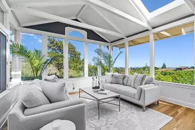 31 S Circle Dr, Santa Cruz, CA 95060 - Photo 1