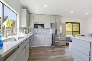 16620 Rustling Oak Ln, Morgan Hill, CA 95037 - Photo 12