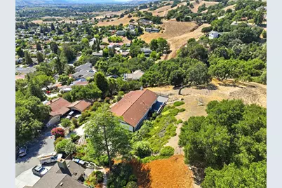 16620 Rustling Oak Ln, Morgan Hill, CA 95037 - Photo 54