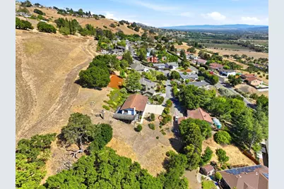 16620 Rustling Oak Ln, Morgan Hill, CA 95037 - Photo 58