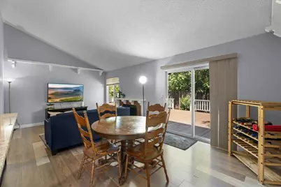 4584 Thousand Oaks Dr, San Jose, CA 95136 - Photo 10