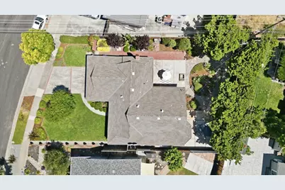 3388 Picadilly Dr, San Jose, CA 95118 - Photo 30
