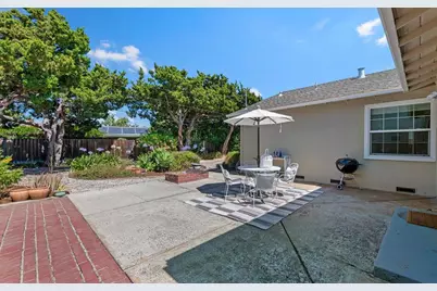 3388 Picadilly Dr, San Jose, CA 95118 - Photo 28