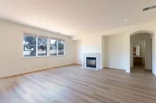 4120 Peninsula Point Dr, Seaside, CA 93955 - Photo 16