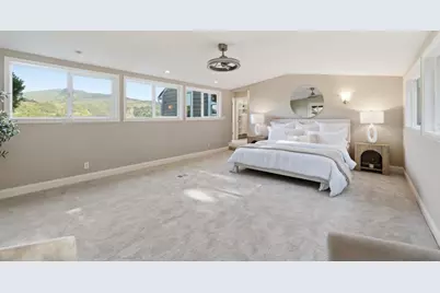 18300 Lakeview Ct, Los Gatos, CA 95033 - Photo 22