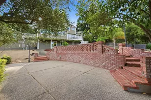 18300 Lakeview Ct, Los Gatos, CA 95033 - Photo 46