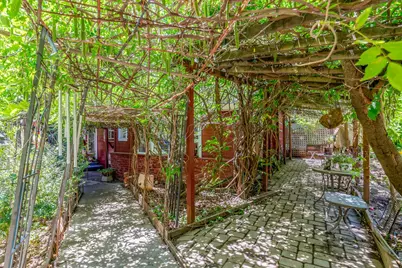 1615 Edgewood Rd, Redwood City, CA 94062 - Photo 16