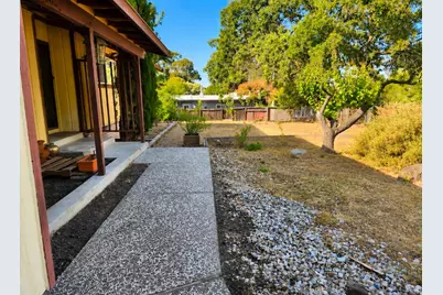 1527 Pleasant Hill Rd, Lafayette, CA 94549 - Photo 20