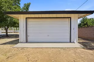 2520 N Temperance Ave, Fresno, CA 93727 - Photo 30