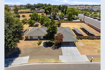 2520 N Temperance Ave, Fresno, CA 93727 - Photo 1