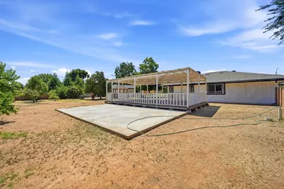 2520 N Temperance Ave, Fresno, CA 93727 - Photo 32