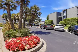 425 Anchor Rd 209, San Mateo, CA 94404 - Photo 2