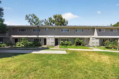 92 Hemlock Ln, Milpitas, CA 95035 - Photo 2