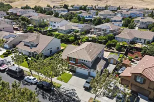 5006 Ridgefield Cir, Fairfield, CA 94534 - Photo 12