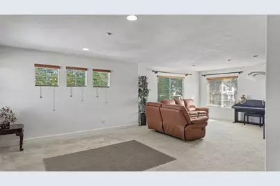 5006 Ridgefield Cir, Fairfield, CA 94534 - Photo 36
