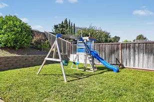 5006 Ridgefield Cir, Fairfield, CA 94534 - Photo 28