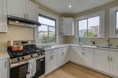 61 Farragut Ave, San Francisco, CA 94112 - Photo 10