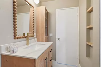 1013 Kingston Ln, Alameda, CA 94502 - Photo 14