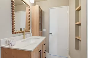 1013 Kingston Ln, Alameda, CA 94502 - Photo 14