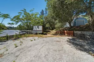 741 Echo Valley Rd, Salinas, CA 93907 - Photo 16