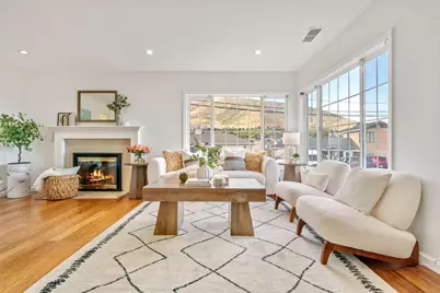 429 Hemlock Ave, South San Francisco, CA 94080 - Photo 2