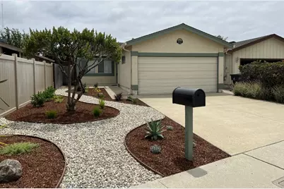 517 Vivienne Dr, Watsonville, CA 95076 - Photo 2