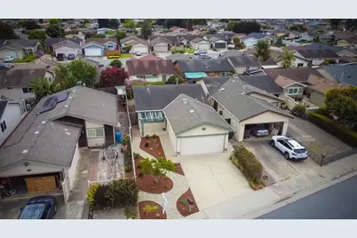 517 Vivienne Dr, Watsonville, CA 95076 - Photo 28