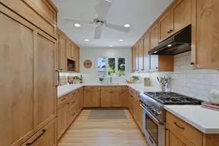 20580 Canyon View Dr, Saratoga, CA 95070 - Photo 16