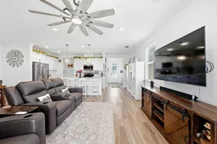 2249 Enchantment Dr, Manteca, CA 95337 - Photo 10