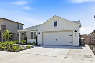 2249 Enchantment Dr, Manteca, CA 95337 - Photo 2
