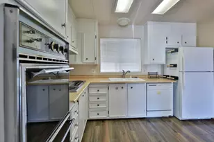 19690 N Hwy 99 113, Acampo, CA 95220 - Photo 16