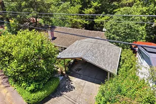 7020 Saroni Dr, Oakland, CA 94611 - Photo 2