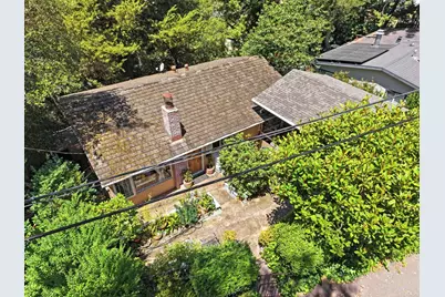 7020 Saroni Dr, Oakland, CA 94611 - Photo 10