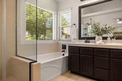25658 Wisteria Ct, Salinas, CA 93908 - Photo 12