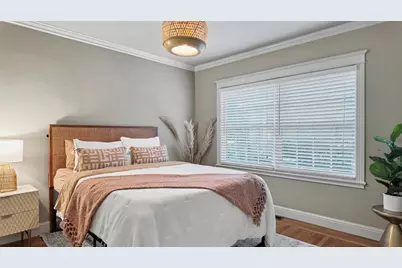 1303 39th St, Sacramento, CA 95816 - Photo 32