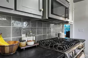 1303 39th St, Sacramento, CA 95816 - Photo 20