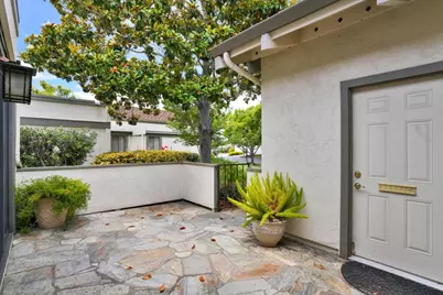 6298 Blauer Ln, San Jose, CA 95135 - Photo 40